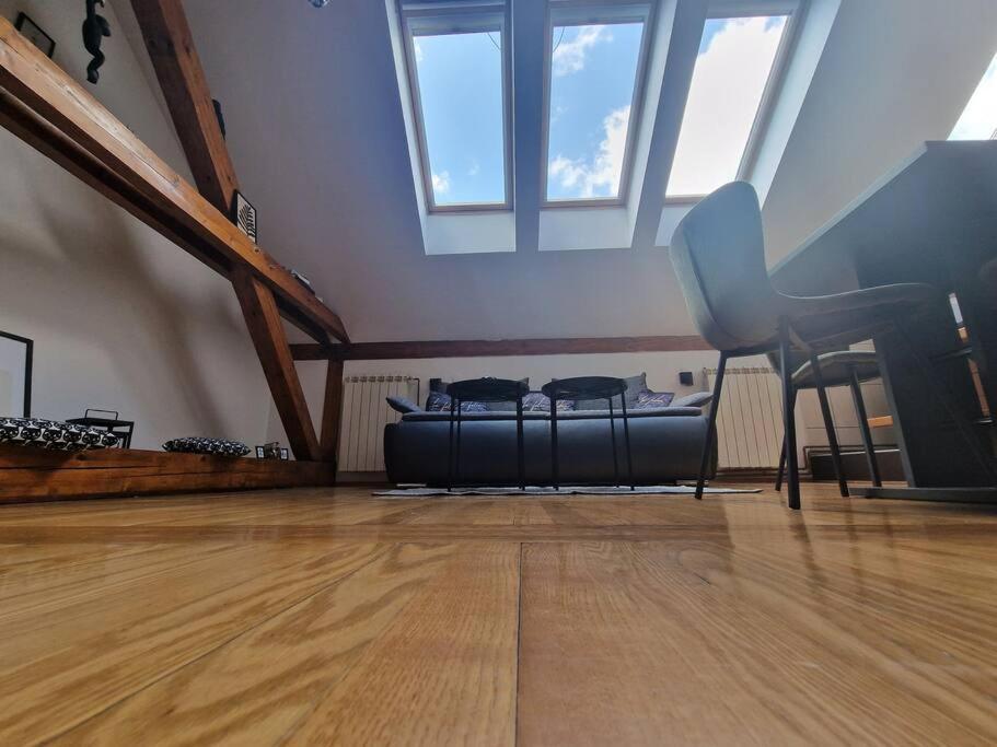 Διαμέρισμα Captain Misha's Place *